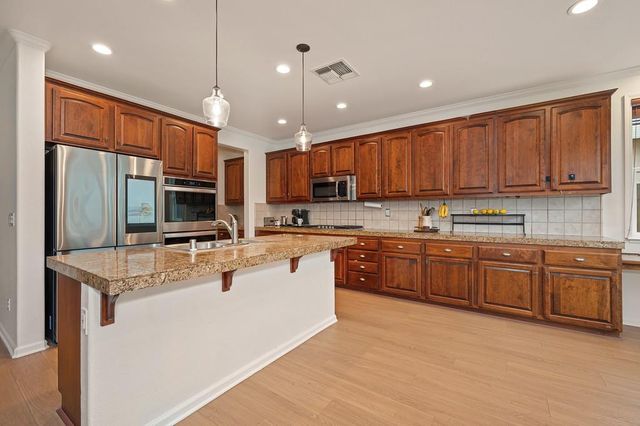 817 Sheffield Ln, Lincoln, CA 95648