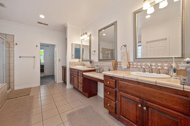 817 Sheffield Ln, Lincoln, CA 95648