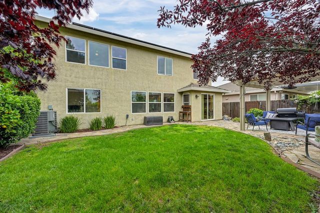 817 Sheffield Ln, Lincoln, CA 95648