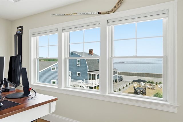 135 Glades Rd, Scituate, MA 02066