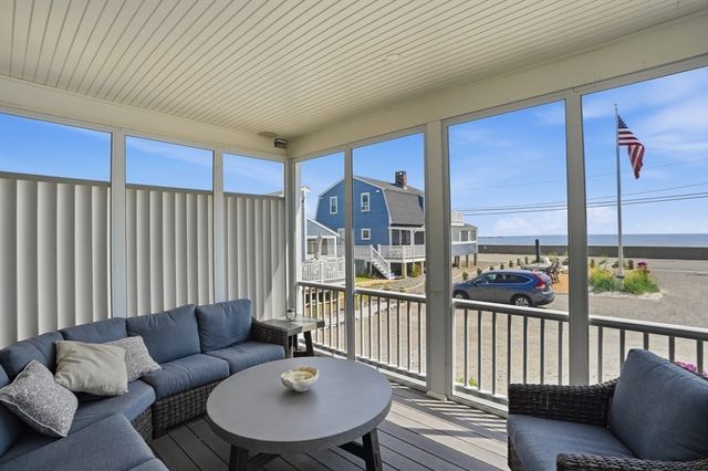 135 Glades Rd, Scituate, MA 02066