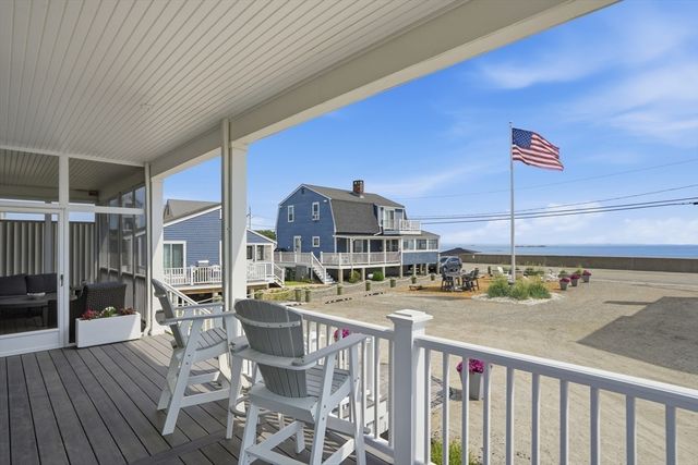 135 Glades Rd, Scituate, MA 02066
