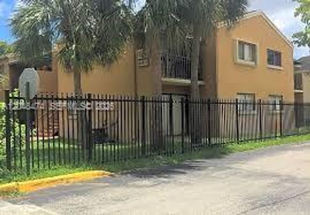 7401 SW 152nd Ave 107-1, Miami, FL 33193