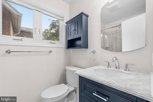 1962 DUNDEE RD, Rockville, MD 20850