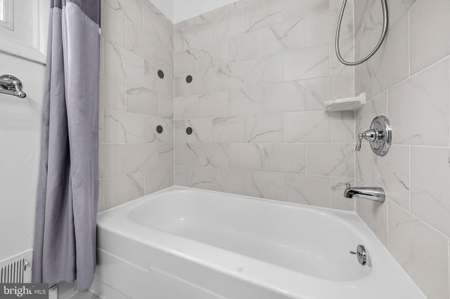 1962 DUNDEE RD, Rockville, MD 20850