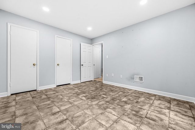 1962 DUNDEE RD, Rockville, MD 20850