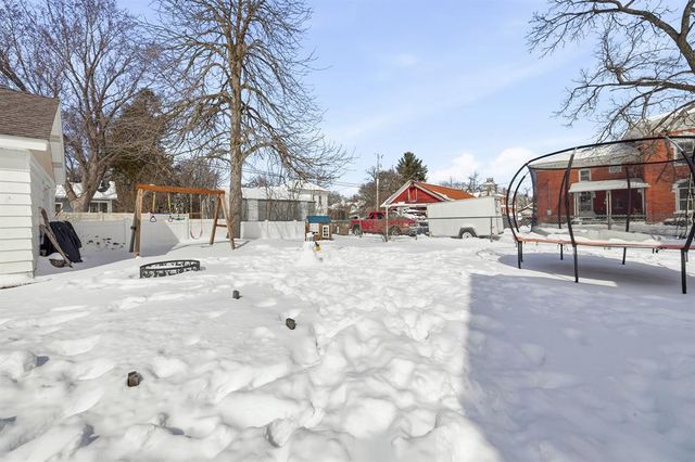 618 W Central Street, Chippewa Falls, WI 54729