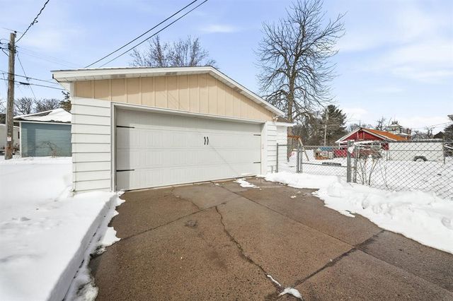 618 W Central Street, Chippewa Falls, WI 54729