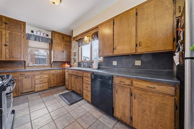 618 W Central Street, Chippewa Falls, WI 54729