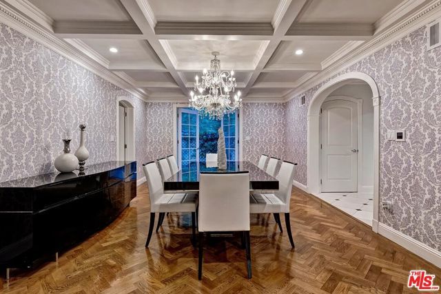 725 N Faring Road, Los Angeles, CA 90077