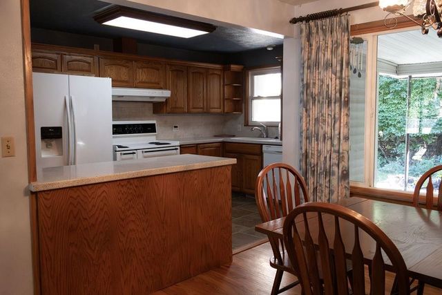 1225 S CRESTLINE St, Spokane, WA 99202