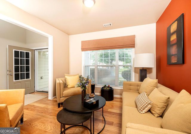 5689 Sunlily Drive, South Fulton, GA 30349