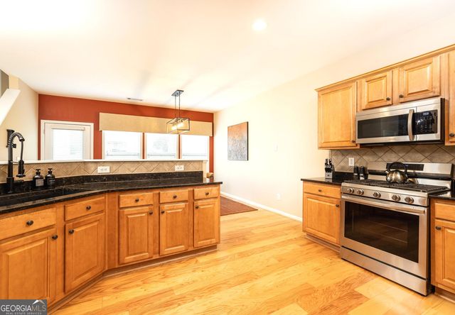 5689 Sunlily Drive, South Fulton, GA 30349