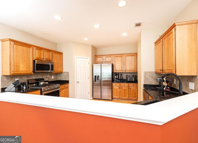 5689 Sunlily Drive, South Fulton, GA 30349
