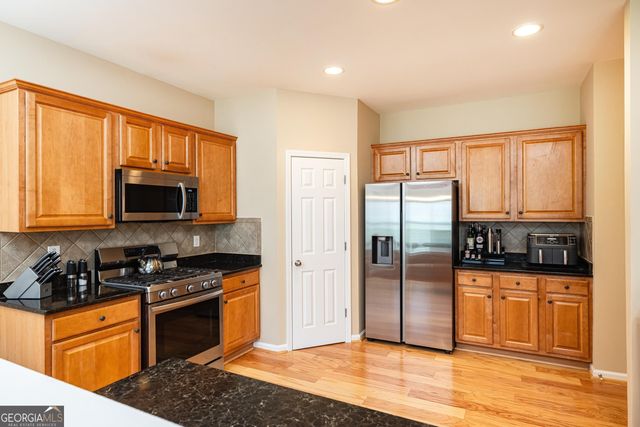 5689 Sunlily Drive, South Fulton, GA 30349