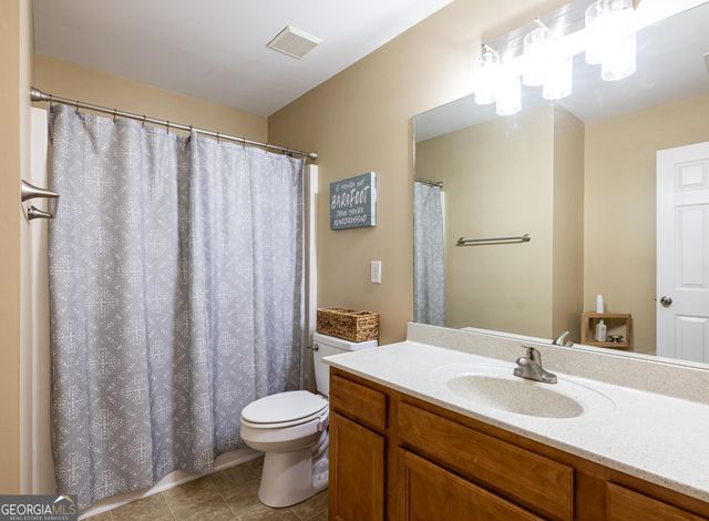 5689 Sunlily Drive, South Fulton, GA 30349