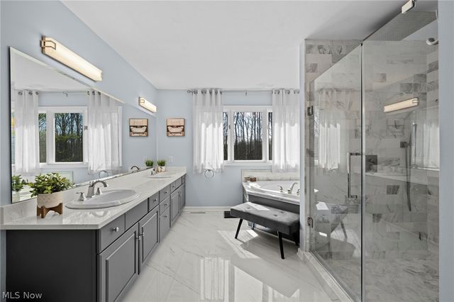 6162 Chagrin Highlands Drive, Solon, OH 44139