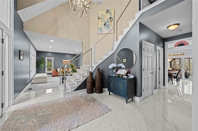 6162 Chagrin Highlands Drive, Solon, OH 44139