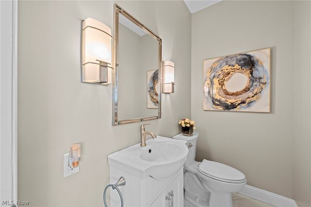 6162 Chagrin Highlands Drive, Solon, OH 44139