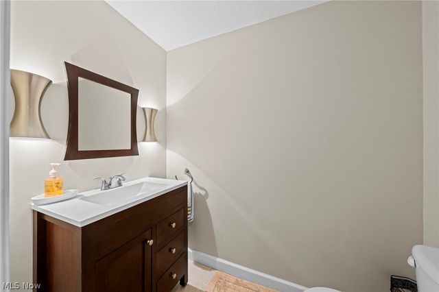 6162 Chagrin Highlands Drive, Solon, OH 44139