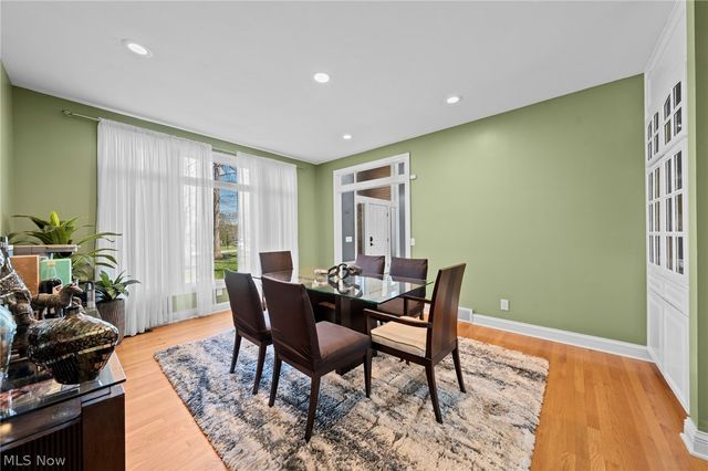 6162 Chagrin Highlands Drive, Solon, OH 44139