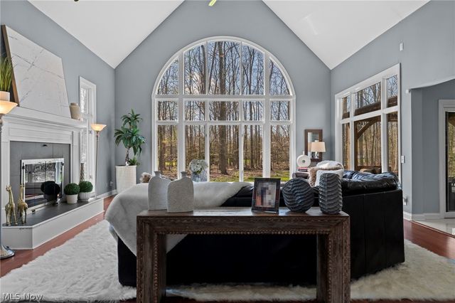 6162 Chagrin Highlands Drive, Solon, OH 44139