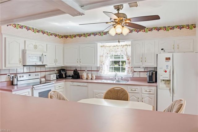 229 Newtown RD S, Norfolk, VA 23502