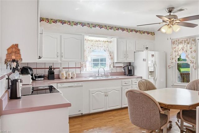 229 Newtown RD S, Norfolk, VA 23502