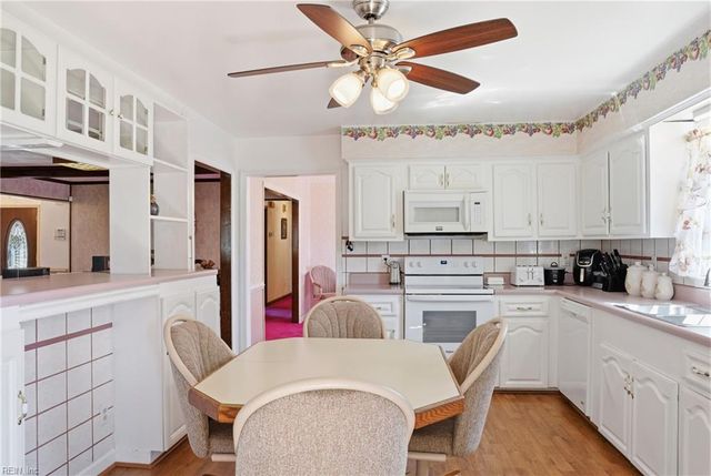 229 Newtown RD S, Norfolk, VA 23502