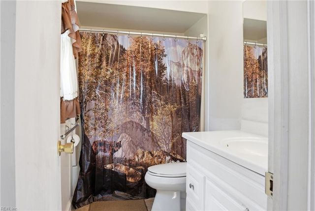 229 Newtown RD S, Norfolk, VA 23502