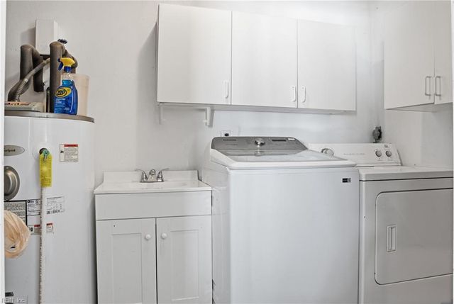 229 Newtown RD S, Norfolk, VA 23502