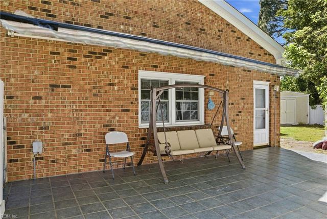 229 Newtown RD S, Norfolk, VA 23502