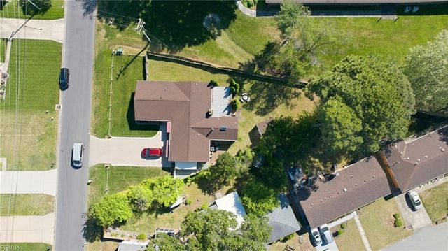 229 Newtown RD S, Norfolk, VA 23502