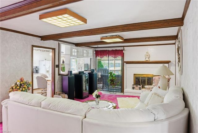 229 Newtown RD S, Norfolk, VA 23502