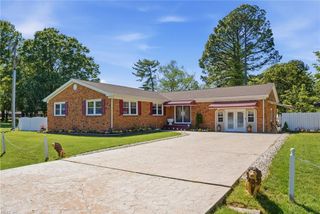 229 Newtown RD S, Norfolk, VA 23502