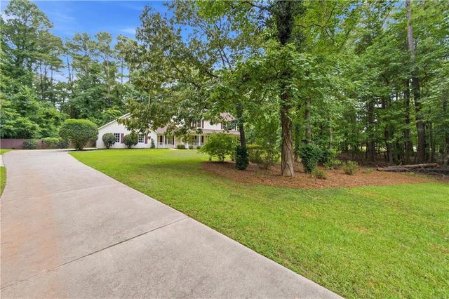 175 Old Mill, Fayetteville, GA 30214