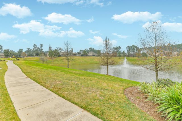 2036 Elkington Circle, Conroe, TX 77304