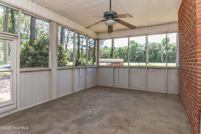 989 Garner Chapel Road, Mount Olive, NC 28365