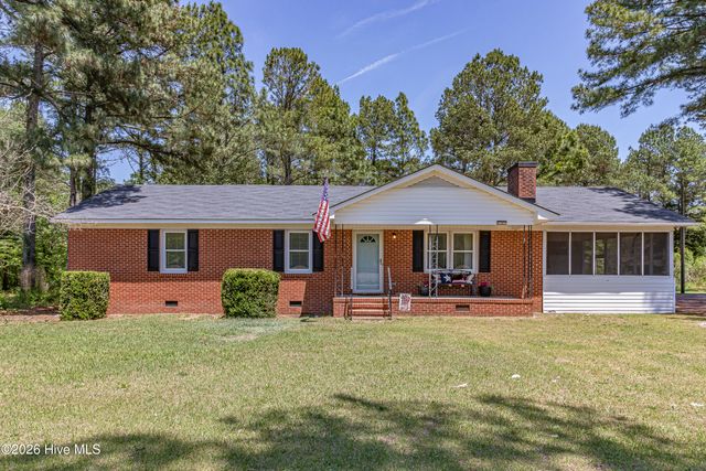 989 Garner Chapel Road, Mount Olive, NC 28365