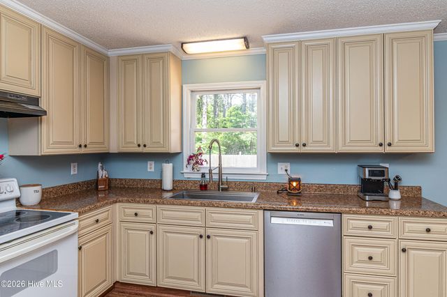 989 Garner Chapel Road, Mount Olive, NC 28365