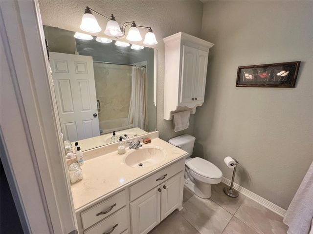 107 Widgeon Drive, Clute, TX 77531