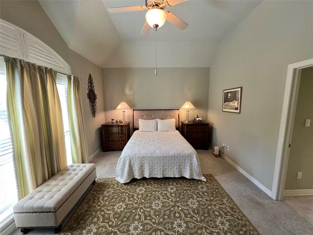 107 Widgeon Drive, Clute, TX 77531