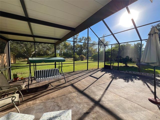 107 Widgeon Drive, Clute, TX 77531