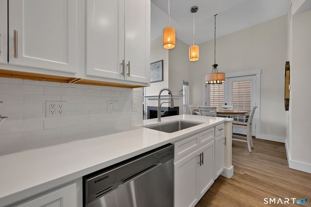 133 Carriage Crossing Lane 133, Middletown, CT 06457