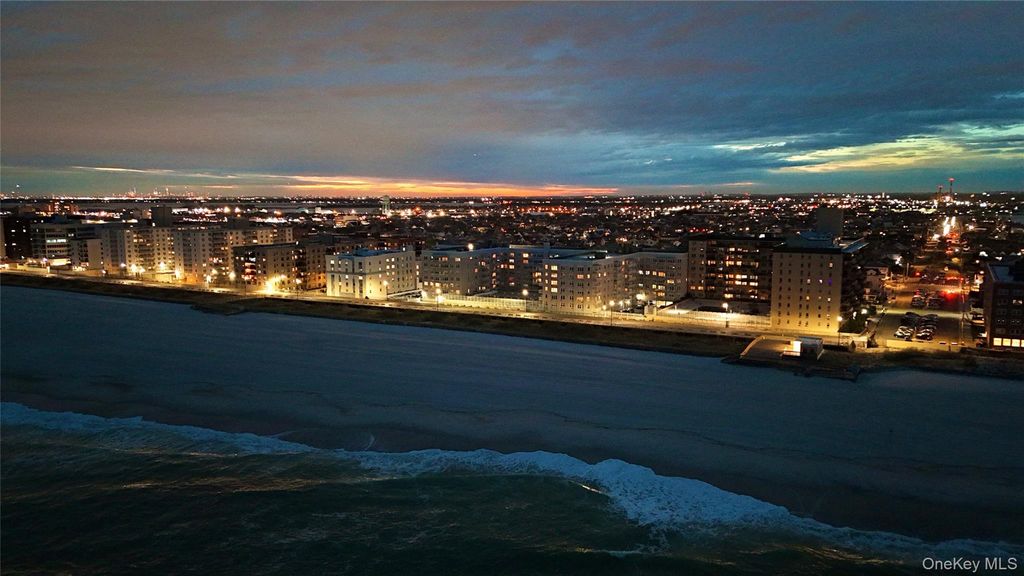 25 Neptune Boulevard 4H, Long Beach, NY 11561
