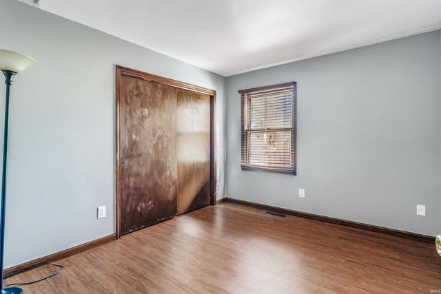 4528 Aboite Lake Drive, Fort Wayne, IN 46804