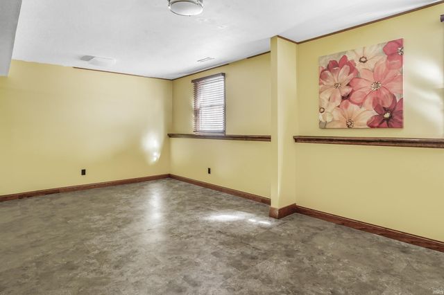 4528 Aboite Lake Drive, Fort Wayne, IN 46804