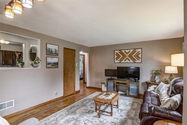 109 E Grant Avenue, Eau Claire, WI 54701
