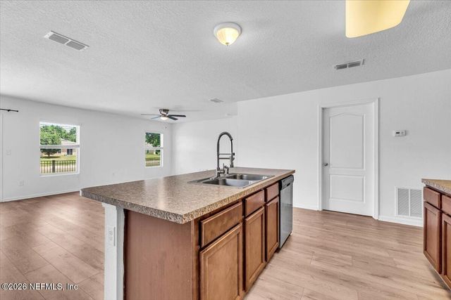 10281 MAGNOLIA HILLS Drive, Jacksonville, FL 32210