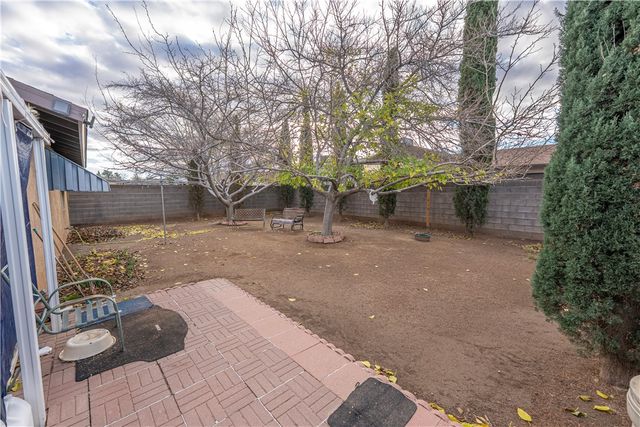 2616 Wikieup Avenue, Kingman, AZ 86401